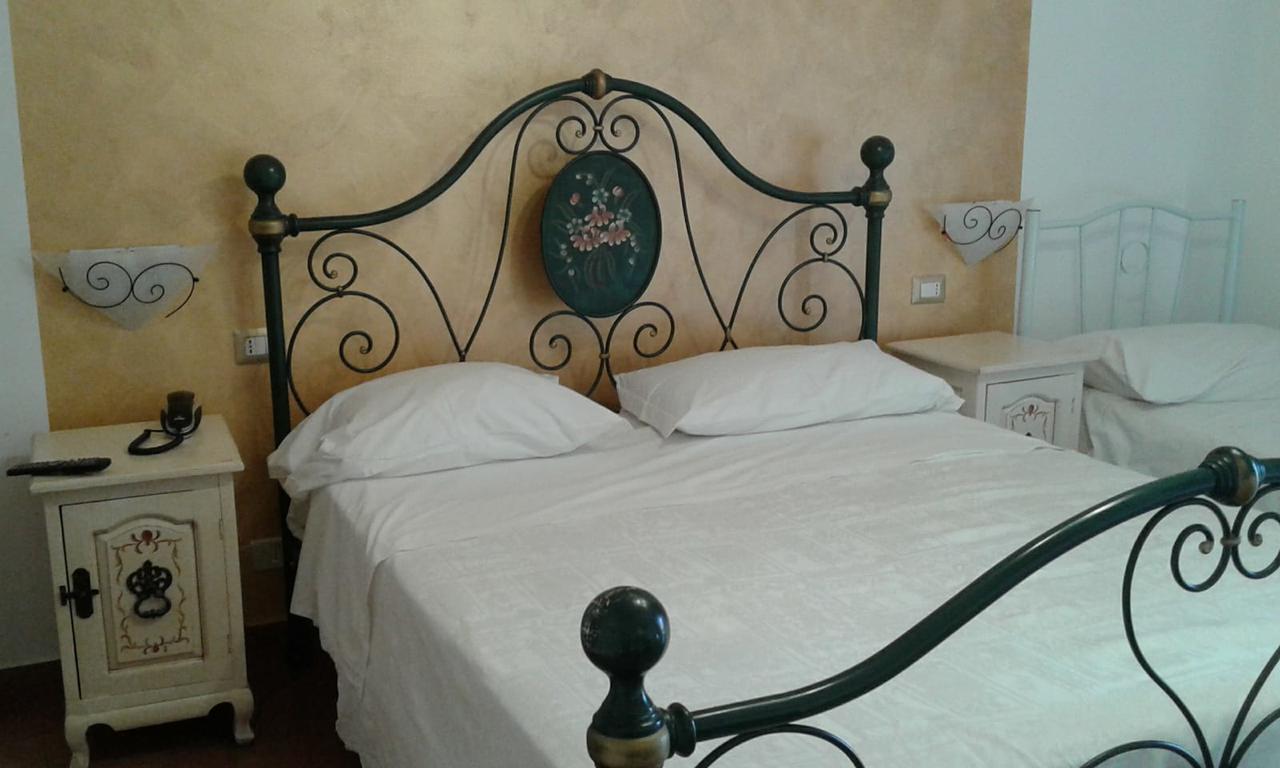 Pensione S. Antonio Ristorante Silvia Furci Siculo Exteriér fotografie
